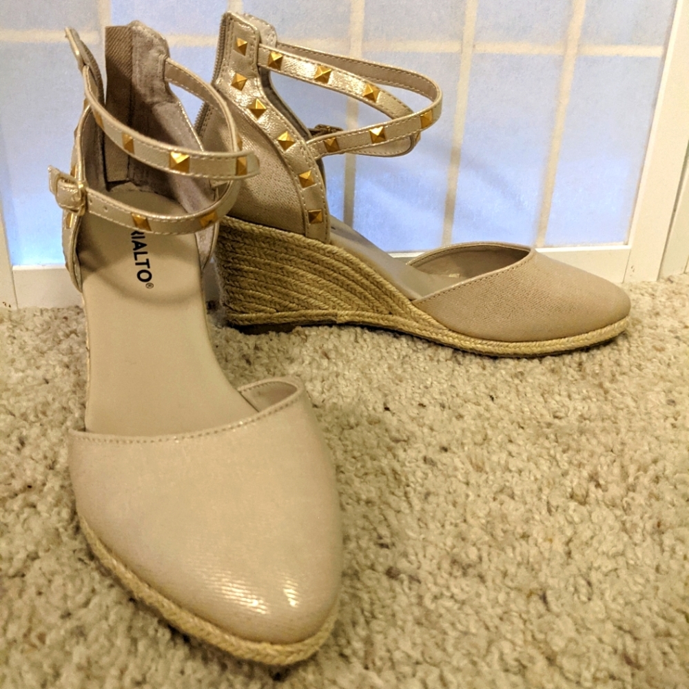 RIALTO Wedge Sandals